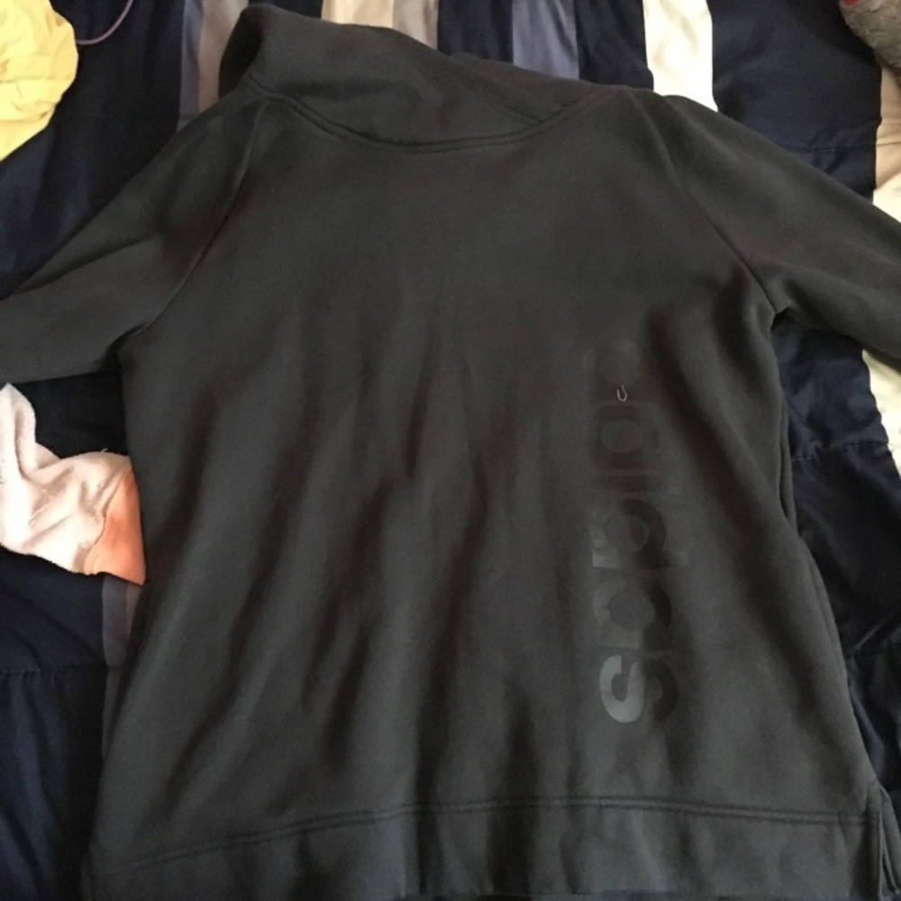 Adidas Sweater
